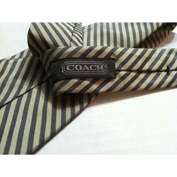 COACH MENS NEW LIGHT GREEN 100% SILK STRIPED CLASSIC NECK TIE WIDTH: 3 5/8" - Picture 2 of 3